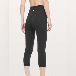 Lululemon Wunder Under High Rise Waist Crop Leggings size 8